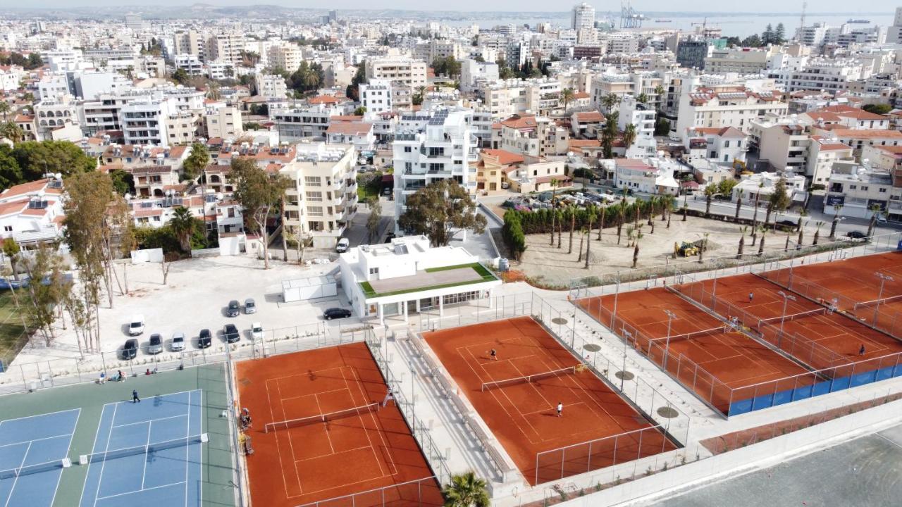 Liv Urban Suites Larnaca Exterior foto