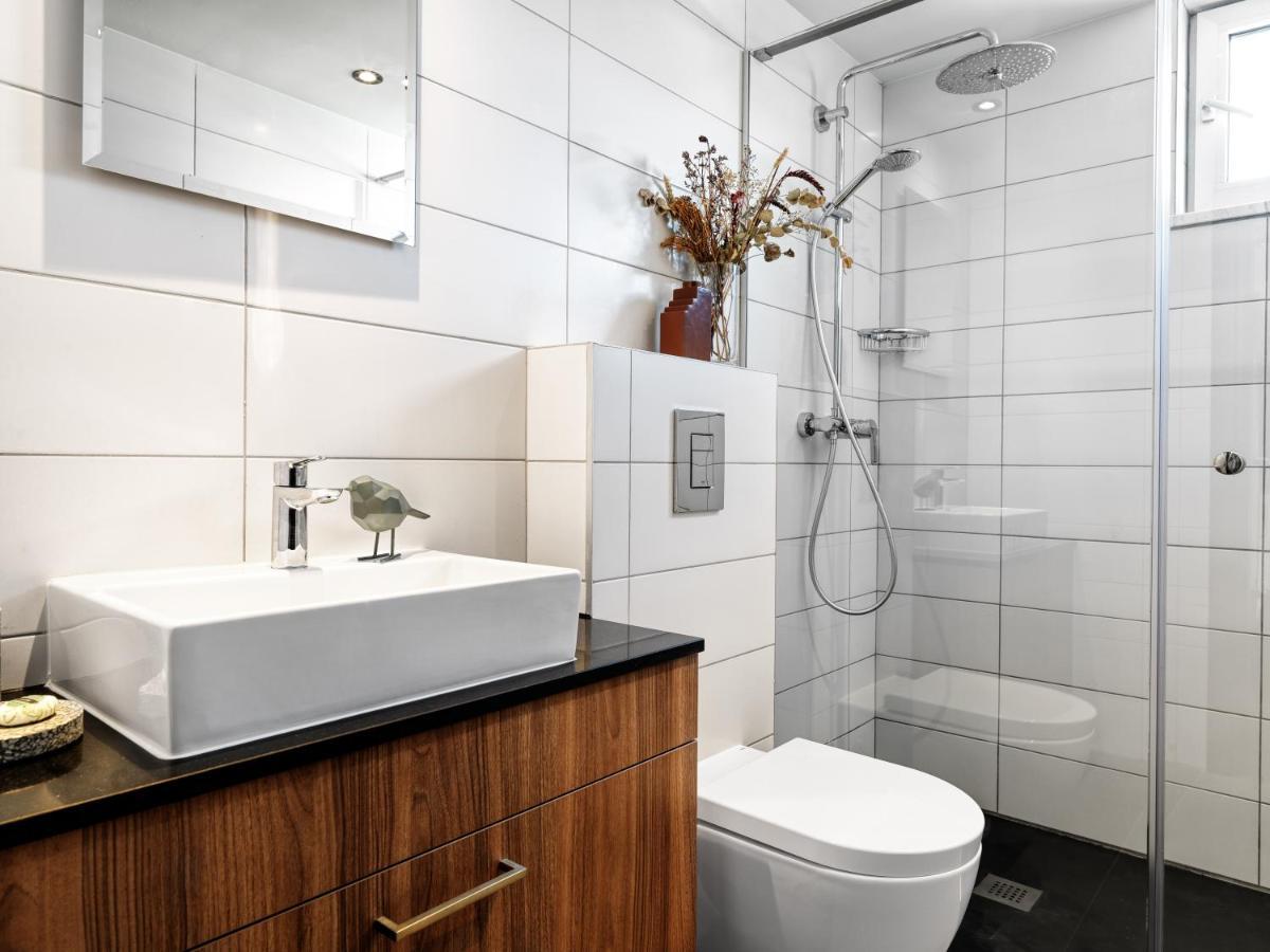 Liv Urban Suites Larnaca Exterior foto
