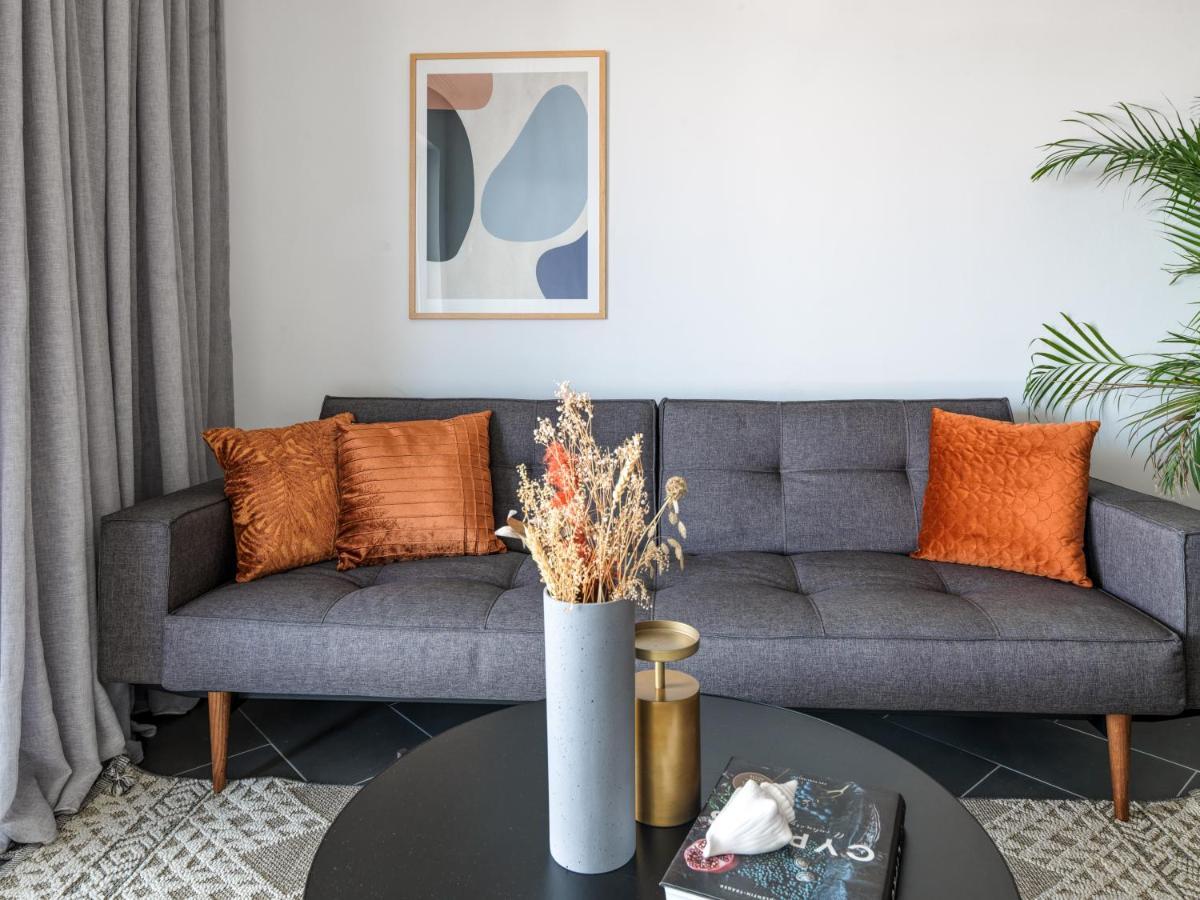 Liv Urban Suites Larnaca Exterior foto